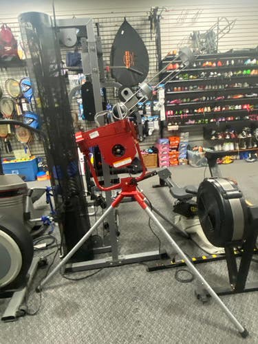 Used BB/SB Pitching Machine 11793-C000254879