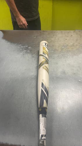 Louisville Slugger (Used) (-10) 33" Bat