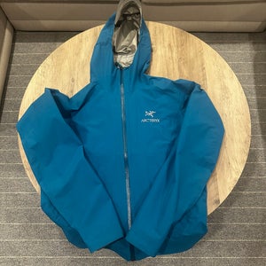 Blue Men's Large Arc'teryx Beta LT Jacket (New)