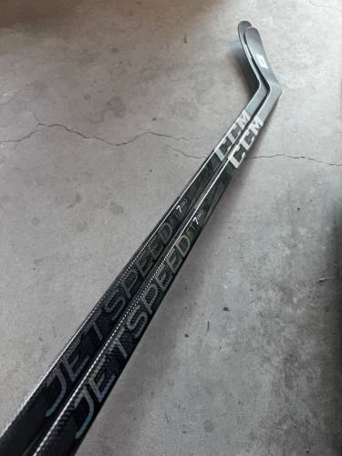 2 PACK 70 Flex P28M Senior CCM Jetspeed FT7 Pro Left Hand Hockey Stick Pro Stock (New) NCAA