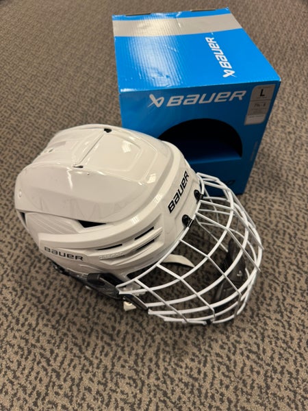 Large White Bauer ReAkt 90 Helmet (New) With True Vision mask