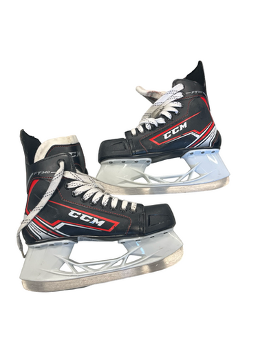 Used CCM FT340 Junior Hockey Skate Junior 05 11682-S000119025