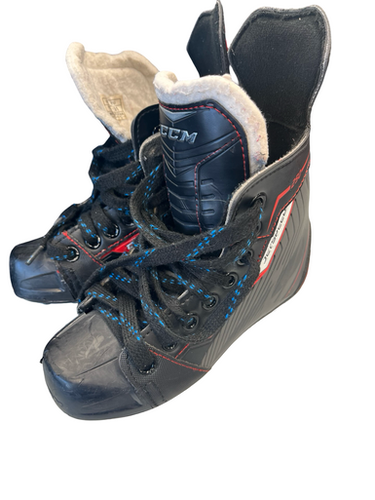 Used CCM JET SPEED Youth Hockey Skate Youth 13.0 11682-S000117895