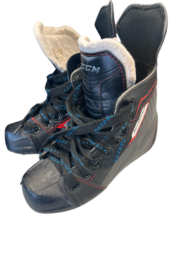 Used CCM JET SPEED Youth Hockey Skate Youth 13.0 11682-S000117895