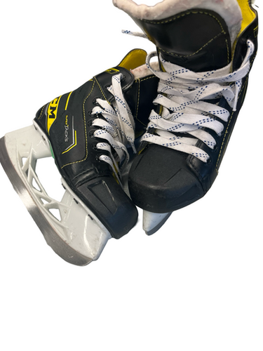 Used CCM SUPER TACKS Youth Hockey Skate Youth 13.0 11682-S000108083