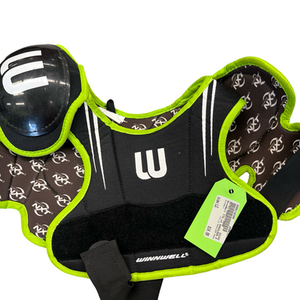 Used WinnWell YTH LG SHOULDER PADS Youth Shoulder Pads LG 11682-S000116398