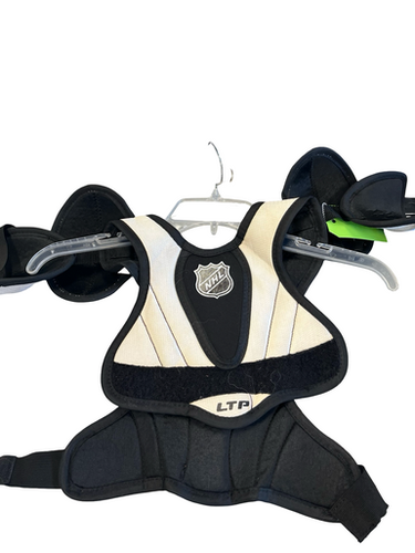 Used CCM LTP Youth Shoulder Pads LG 11682-S000116021