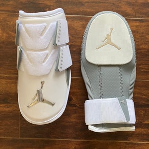 Jordan Fly Elbow Guard And Sliding Mitt
