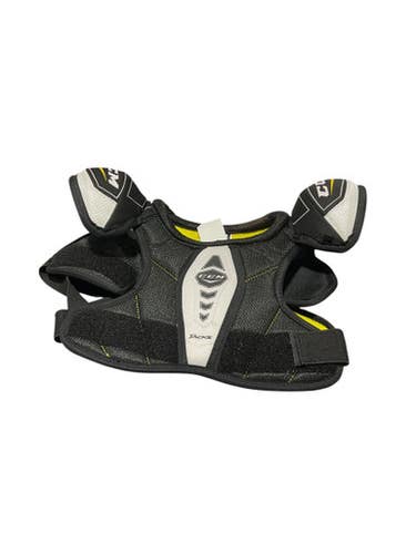 Used CCM CCM CHEST PROTECTOR Youth Shoulder Pads MD 11834-S000041516