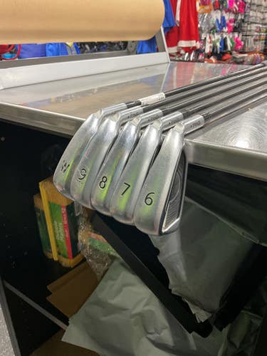 Used Ping G400 IRON SET Mens Iron Set RH 6I-PW 11834-S000041450