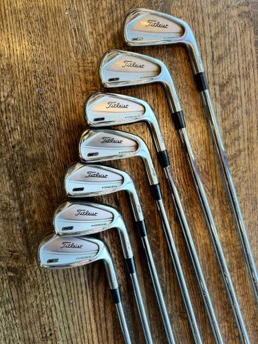 Men's Titleist 716 CB Right Handed Iron Set Stiff Flex Steel Shaft (Used)