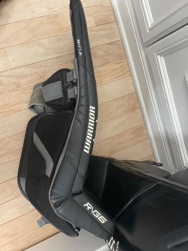 28+1” Warrior Ritual G6 E+ Goalie Leg Pads (Used)