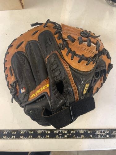 Wilson A700 RH Catcher's Baseball Glove 32.5" (Used)