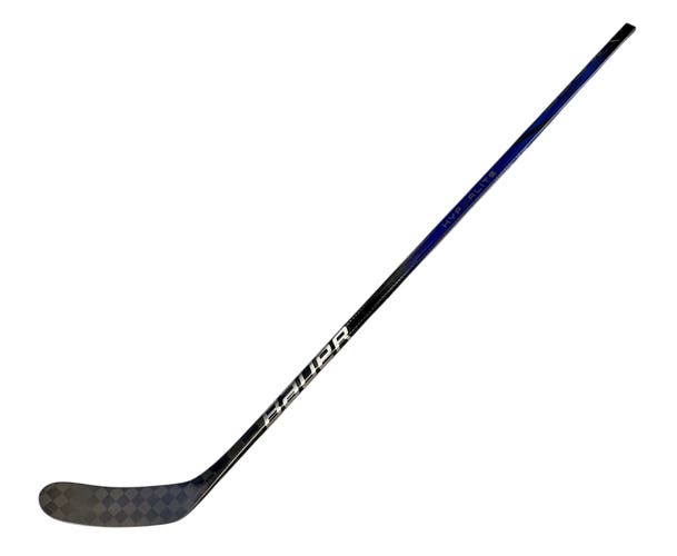Bauer Vapor Hyperlite 2 RH Pro Stock Hockey Stick Grip Sr 70 Flex P28M Blue G26