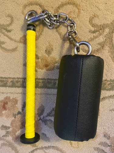 (New) The Whip Bat - Baseball and Softball Training Aid