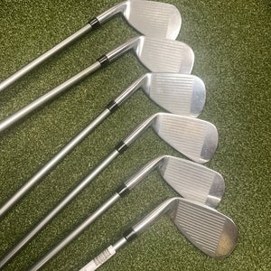 Mizuno JPX 850 Right Handed Iron Set Regular Flex clubs 6-GW (Used)(#5502)