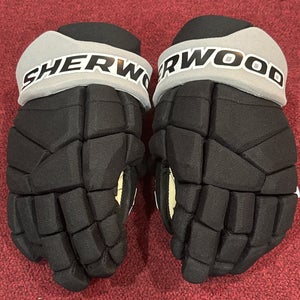 LA Kings Sher-Wood Rekker Morph 1 Gloves (New) Item#LABG
