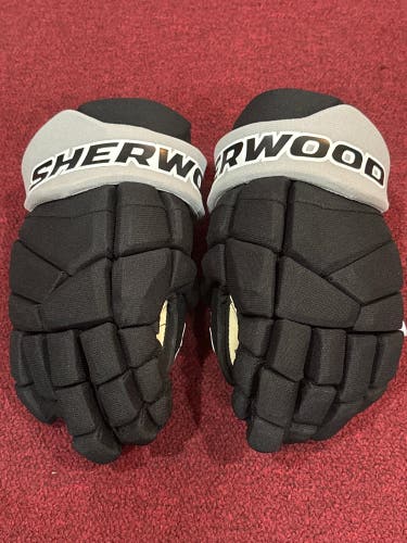 LA Kings Sher-Wood Rekker Morph 1 Gloves (New) Item#LABG