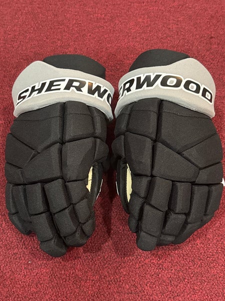 LA Kings Sher-Wood Rekker Morph 1 Gloves (New) Item#LABG
