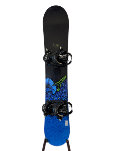 147cm GNU BC Snowboard W/ K2 Debut Bindings