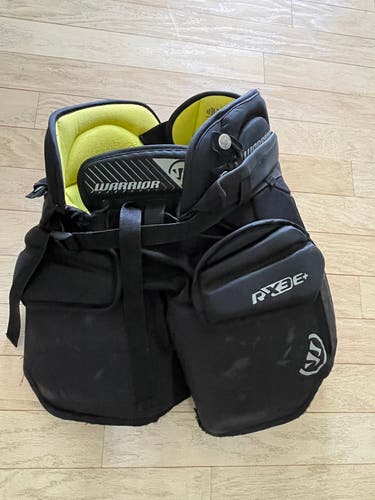 Junior XL Warrior Ritual x3 E+ Hockey Goalie Pants (Used)