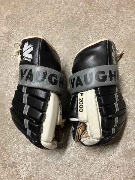 Vaughn F2000 Hockey Gloves 14”