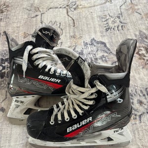 Bauer Vapor 3X Hockey Skates Regular Width 9.5 (Used)