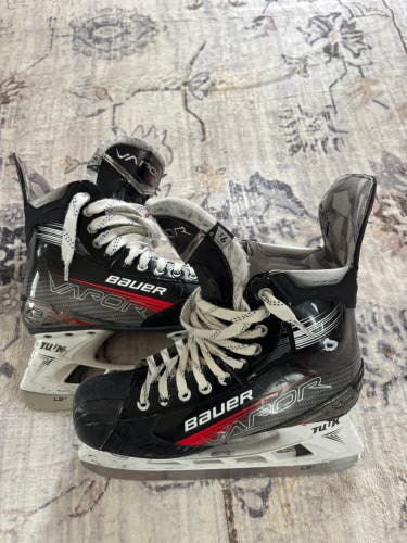 Bauer Vapor 3X Hockey Skates Regular Width 9.5 (Used)