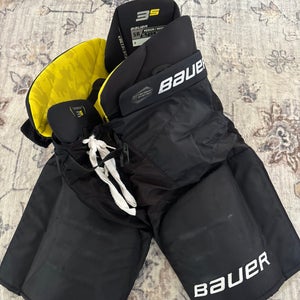 Men's Senior Medium Bauer Supreme 3S Hockey Pants (Used)