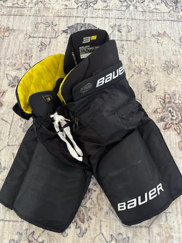 Men's Senior Medium Bauer Supreme 3S Hockey Pants (Used)
