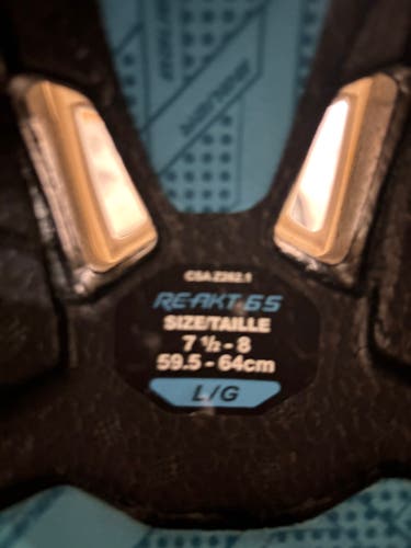 Large Bauer Helmet (Used)