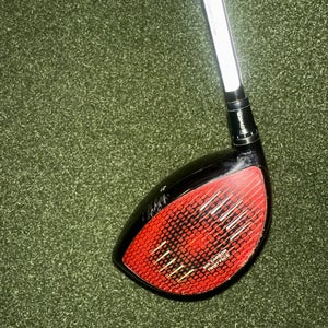 TaylorMade Stealth Right Handed Driver Regular Flex 10.5 Loft (Used)(#4751)