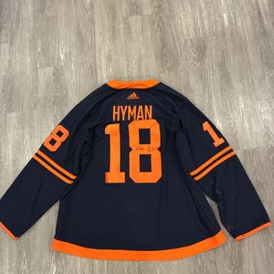 Signed Zach Hyman Edmonton Oilers Jersey - Excellent Condition