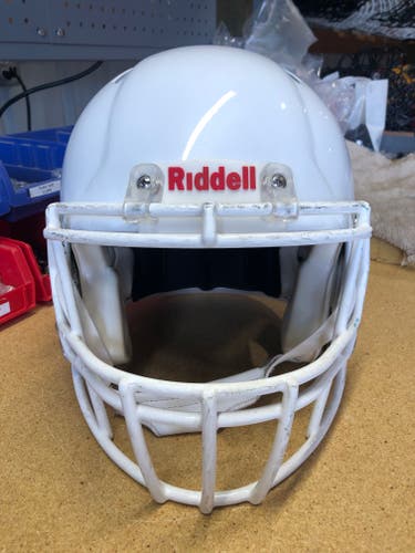 USED RIDDELL SPEED ADULT HELMET - LARGE - METALLIC WHITE