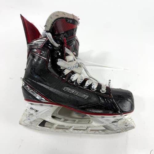 Used Bauer Vapor X2.7 Skates | 6.5 D