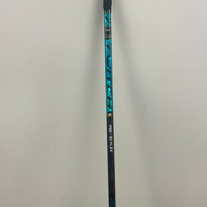 Junior Bauer Twitch Right Handed Hockey Stick (Used)