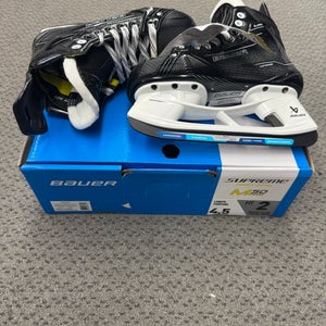 Bauer Supreme M50 Pro Hockey Skates Size 4.5 (New) Fit 2