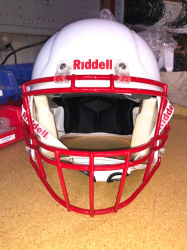 USED RIDDELL SPEED ADULT HELMET - MEDIUIM - METALLIC WHITE