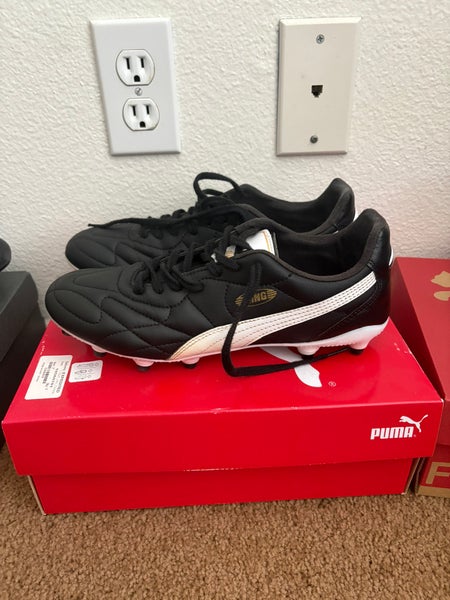 Men's Size M 8.5 (W 9.5) Puma King Cleats (Used)