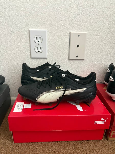 Men's Size M 8.5 (W 9.5) Puma King Cleats (Used)