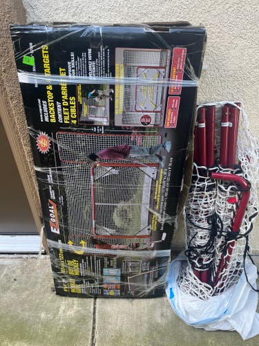 EZ Goal net with backstop (used, cheap, need to pick it up/ meet me San Marcos-Carlsbad, CA)