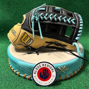 2024 Wilson A2000 RH Outfield Baseball Glove 12.75" (Used)