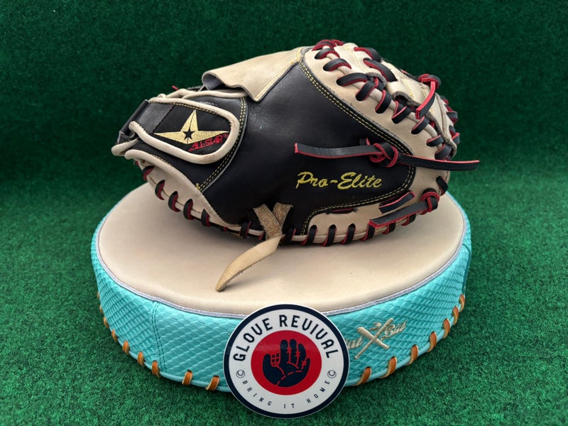 All Star CM3100BT RH Catcher's Glove 32.5" (Used)
