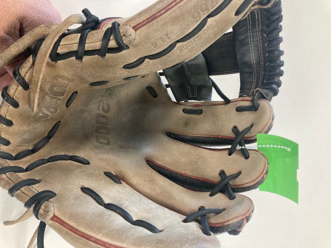 Wilson A2000 RH Infield Baseball Glove 11.5" (Used)