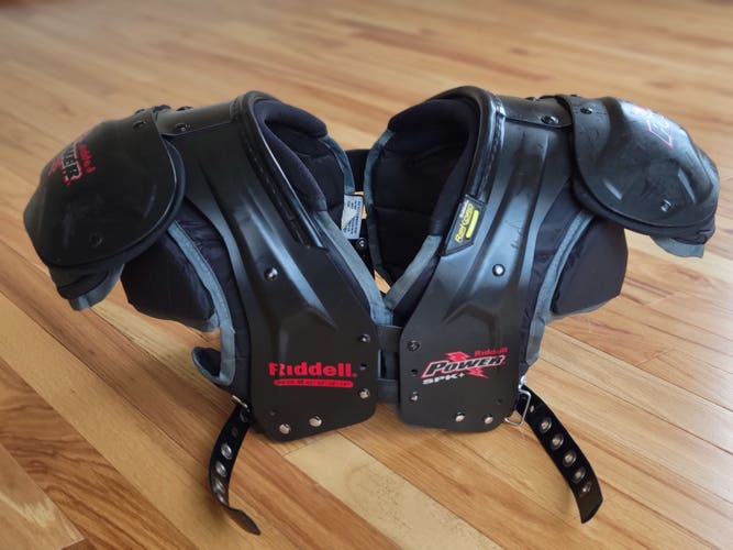 Riddell Power SPK+ Football Shoulder Pads CB/DB Adult Size M 42"-44"/18"-19"