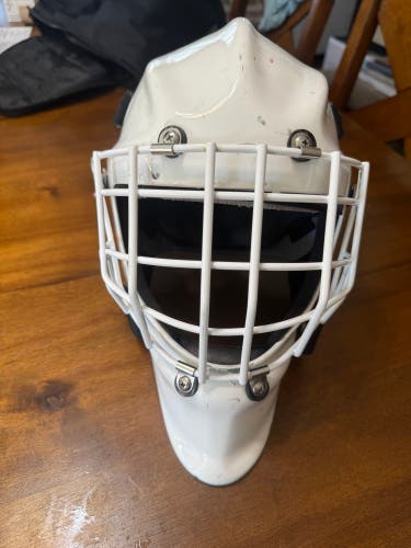 Senior 2022 Medium Coveted Mask 906 Sr Goalie Mask (Used)
