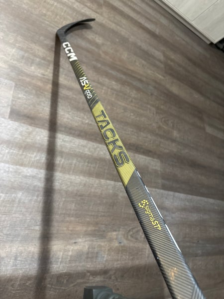 Senior CCM Super Tacks AS-V Pro Left Hand Hockey Stick P90 (Used)