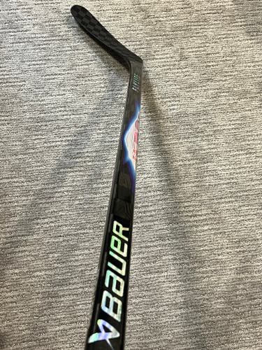 Senior Bauer Vapor FlyLite Left Hand Hockey Stick P90TM (Used)