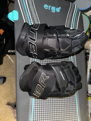 Bauer Supreme Mach Gloves 14" (Used)