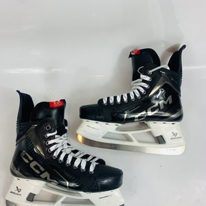 CCM Tacks XF Pro Hockey Skates Regular Width 8.5 (Used)